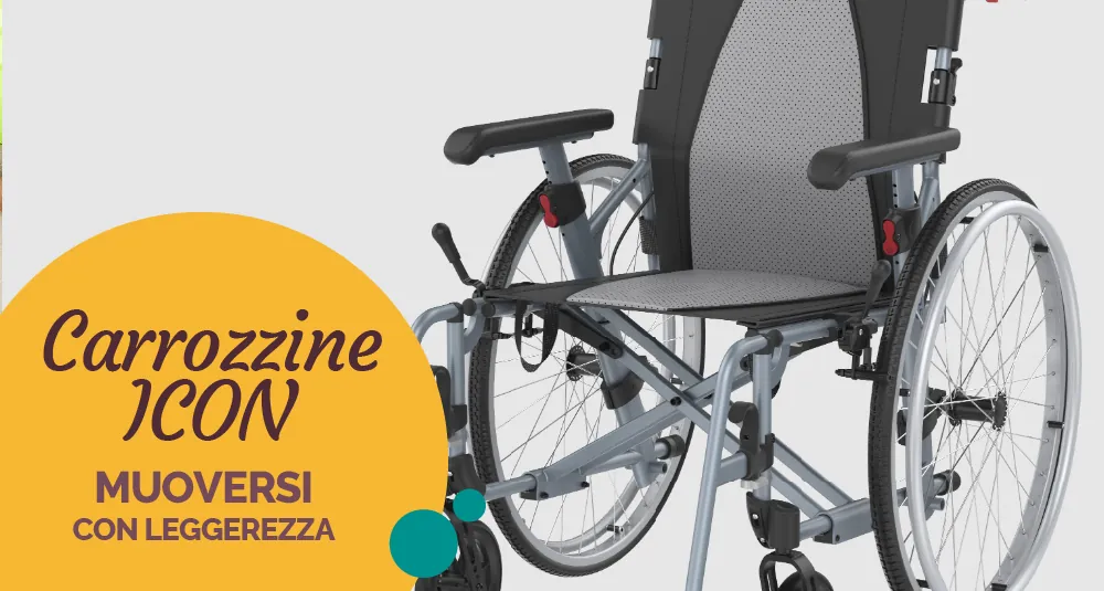 Carrozzina superleggera con schienale in rete, con la scritta «Carrozzine Icon, muoversi con leggerezza»