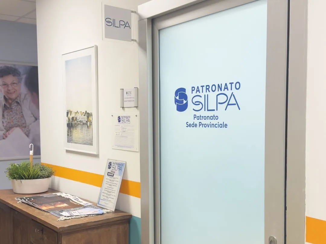 La porta dell’ufficio del Patronato SILPA nella sede Cocoon