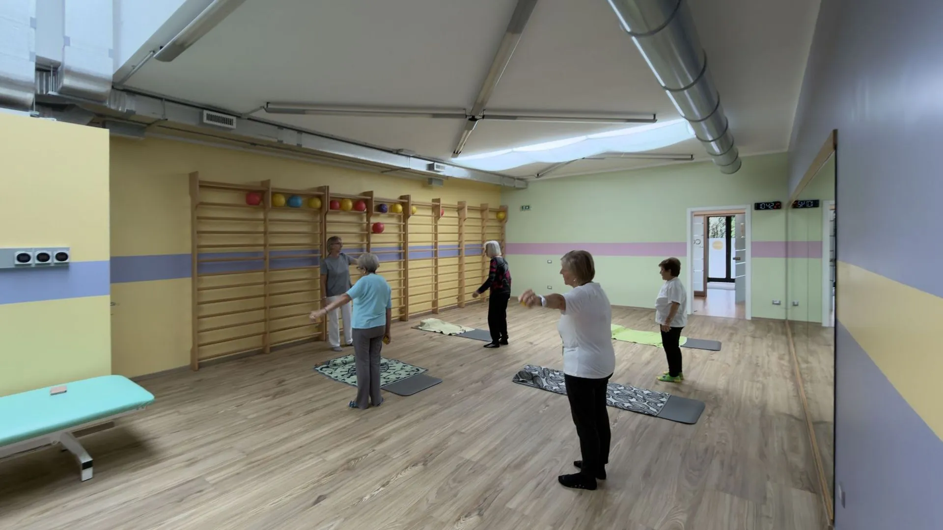 Lezione nella sala corsi della palestra Cocoon